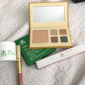 Arbonne Beauty Gift Set